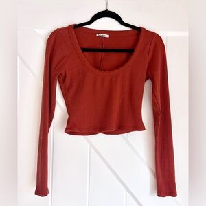 Reformation Rust Ribbed Scoop Neck Long Sleeve Crop Top M